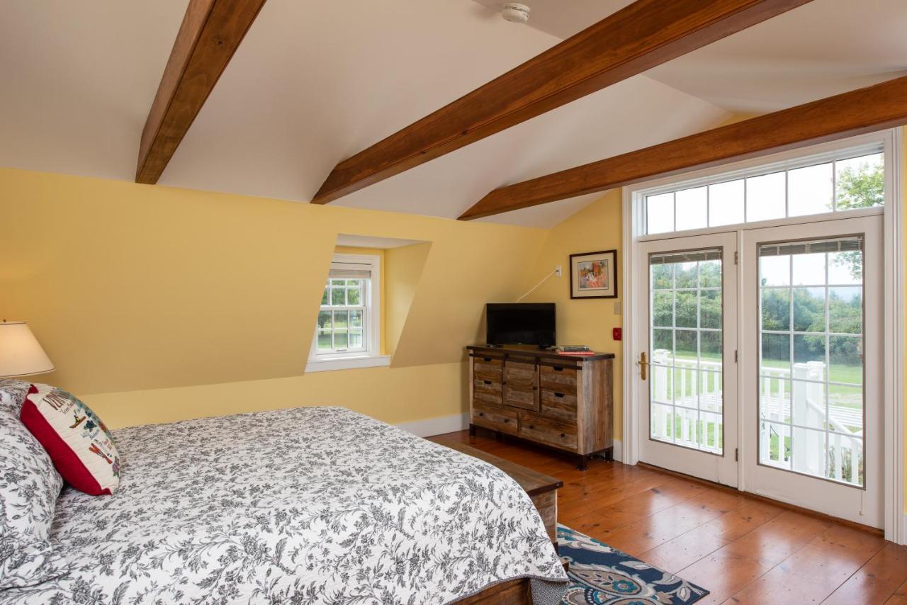 Strong House Inn Vergennes Esterno foto