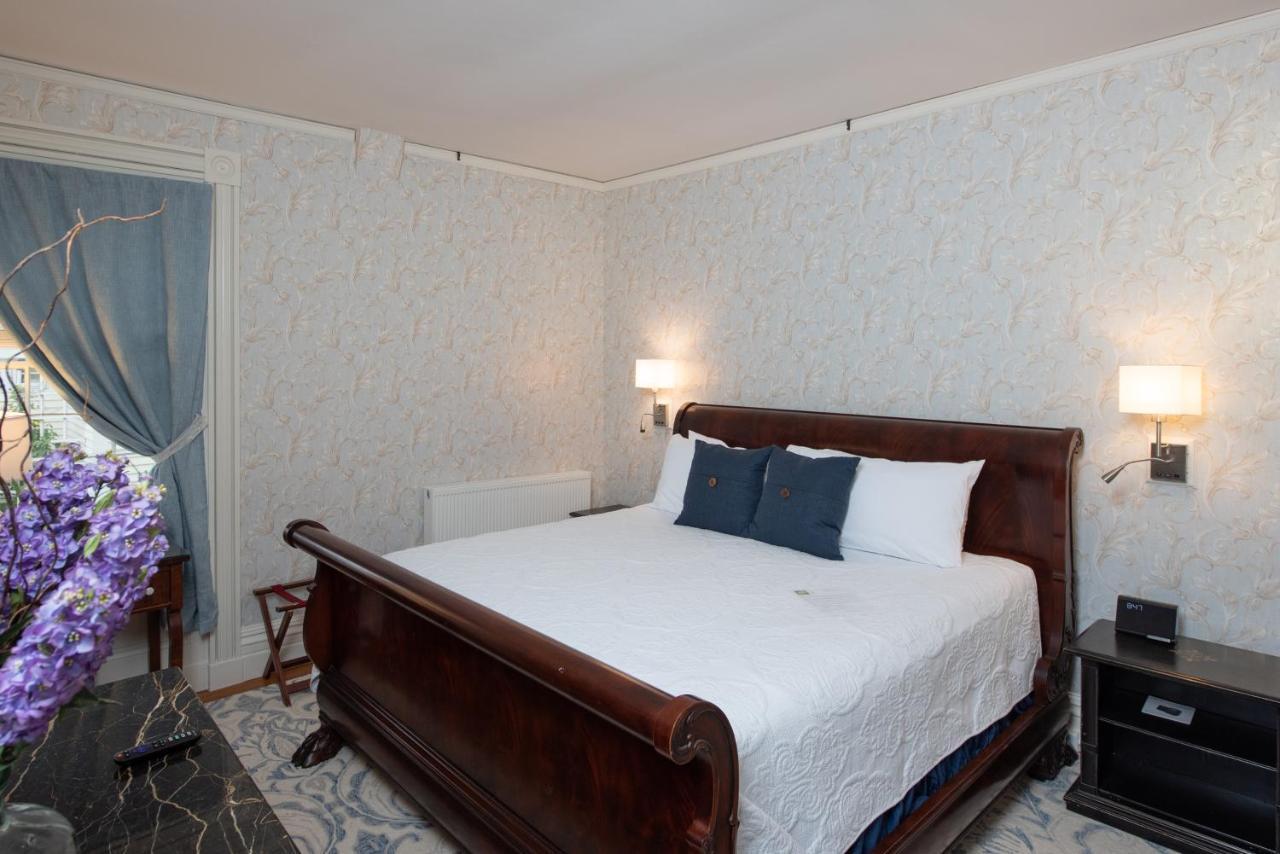 Strong House Inn Vergennes Esterno foto