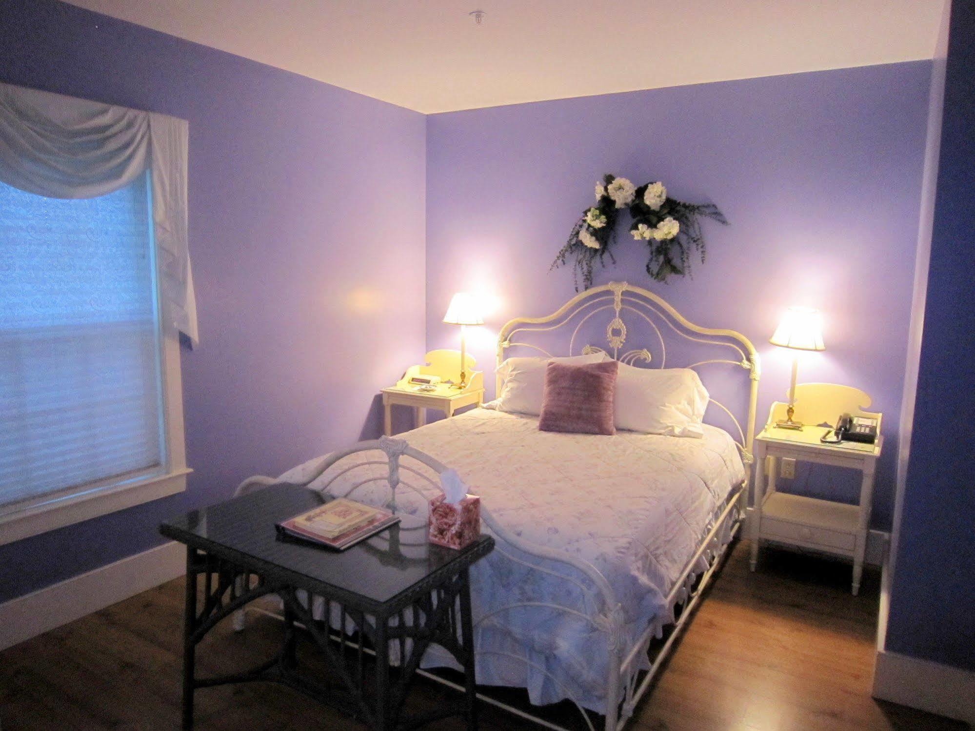Strong House Inn Vergennes Esterno foto