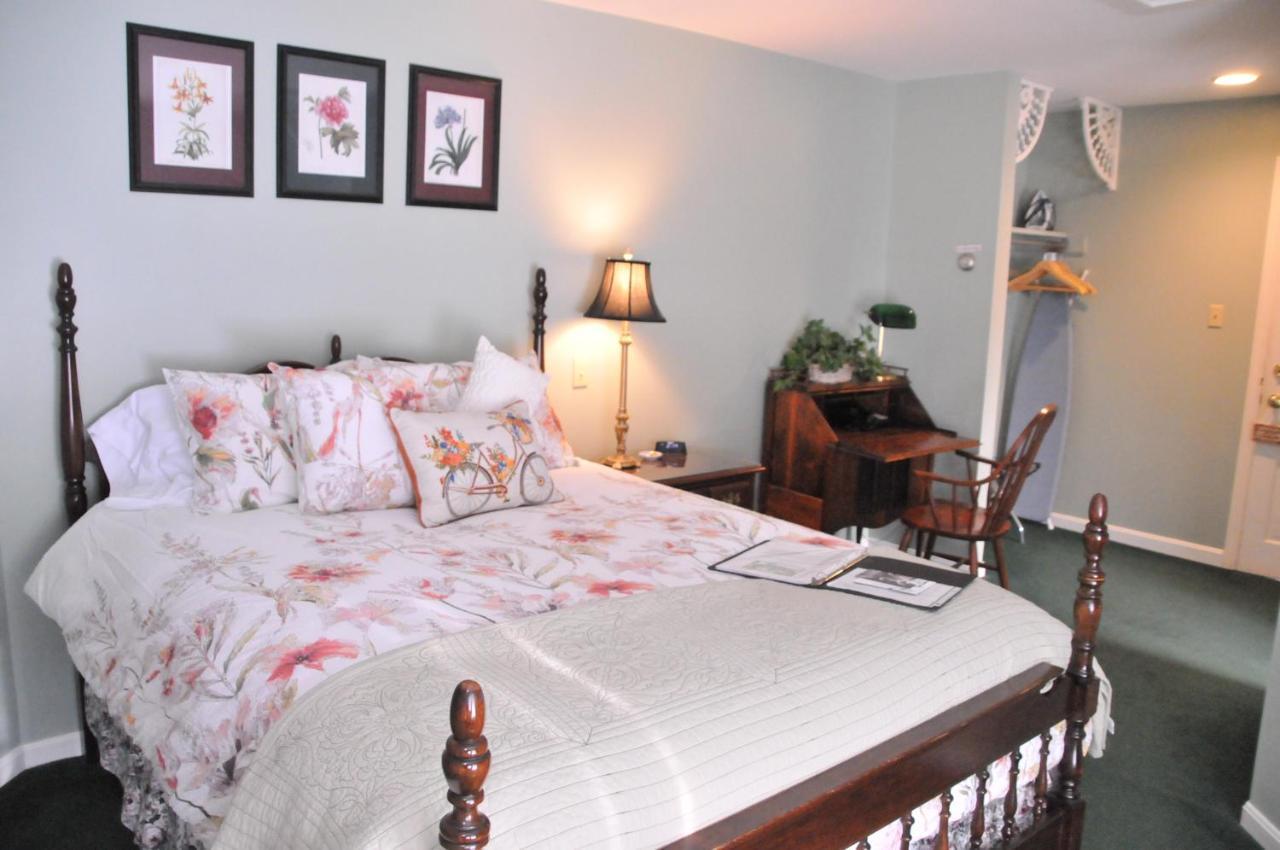 Strong House Inn Vergennes Esterno foto