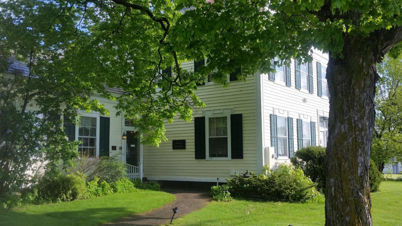 Strong House Inn Vergennes Esterno foto