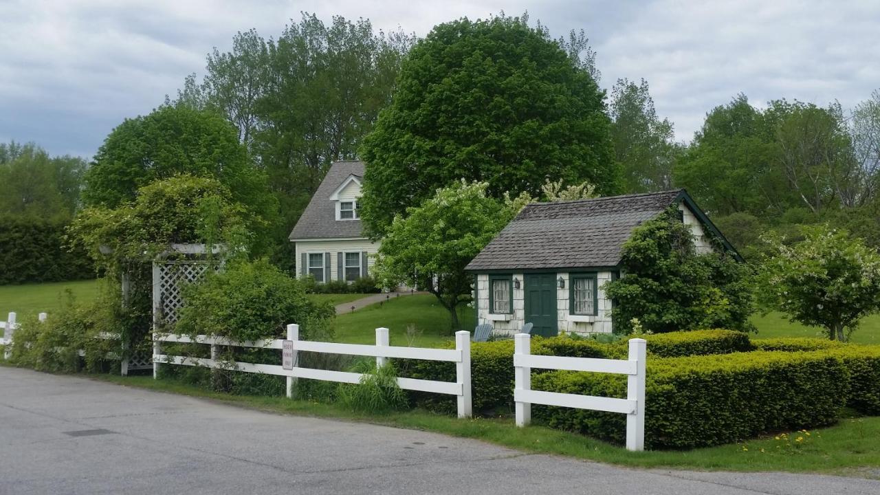Strong House Inn Vergennes Esterno foto