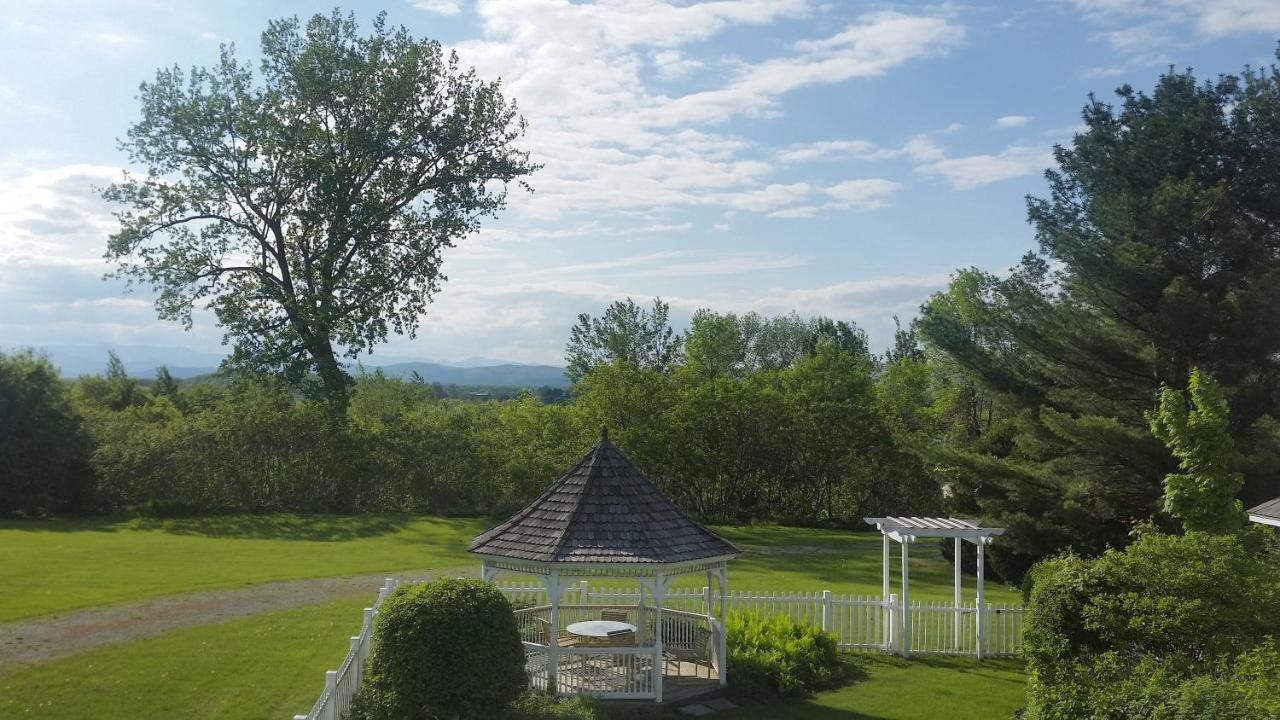 Strong House Inn Vergennes Esterno foto